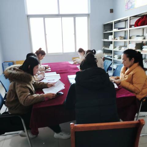 【全环境立德树人】宿安乡刘寨小学期中成绩分析会