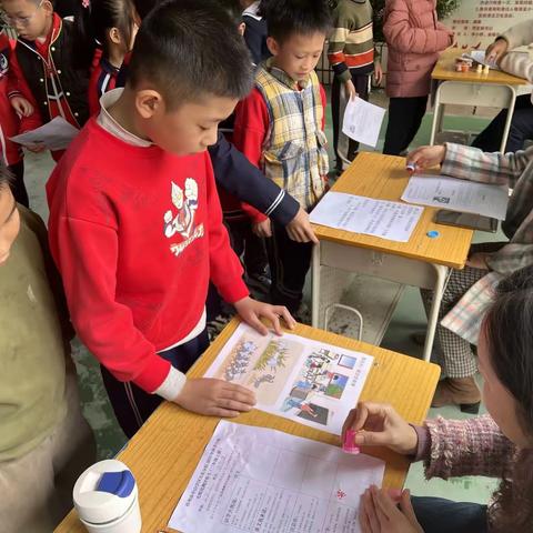 趣味闯关，快乐无“笔” ——梧州市大东路小学小学一二年级无纸化综合素质测评游园活动