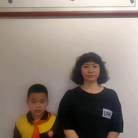 下河小学三年级八班梅高祥