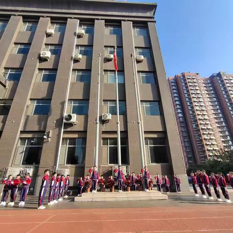 北湖小学“我爱祖国 共唱国歌”主题升旗活动