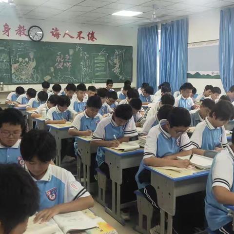 “家”点精彩，“育”见未来 ——元固小学家长代表进校园活动