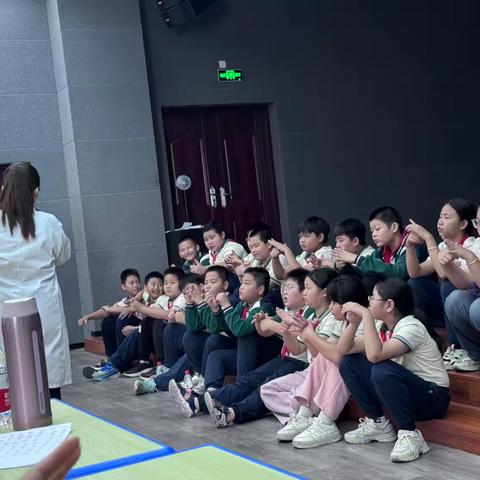 学生健康不“秤”重，家庭医生“一对一”守护