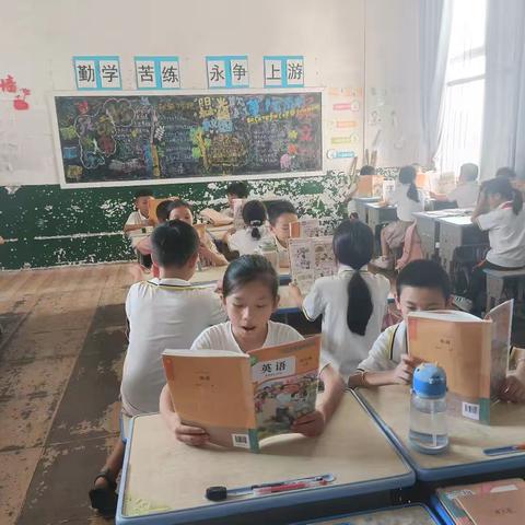 塘墀小学四年级新生体验营：自主成长启航季