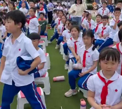 “中航雷小峰，重走长征路”——枫树山中航城小学校园春季运动会