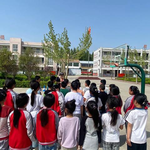 体育课堂展风采，名师送课促成长——董兴军名师携北关小学朱春凤老师赴牛屯小学送课活动