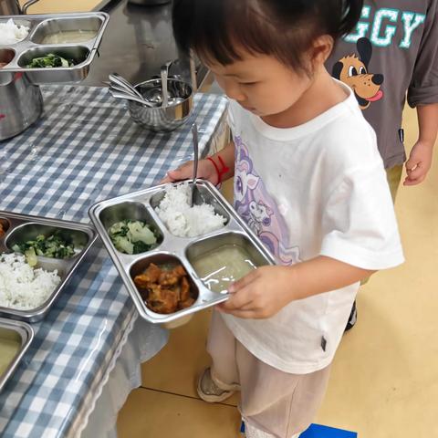 小二班精彩瞬间（第四周）2