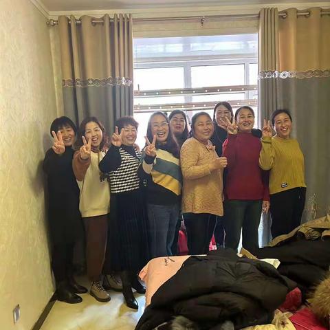 相亲相爱情深似海