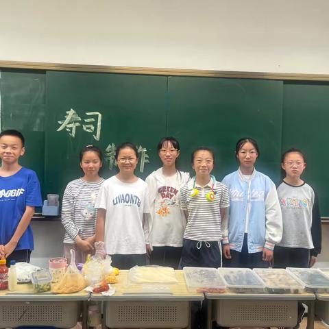 寿司初体验：九江小学八里湖校区六（3）中队的美食之旅