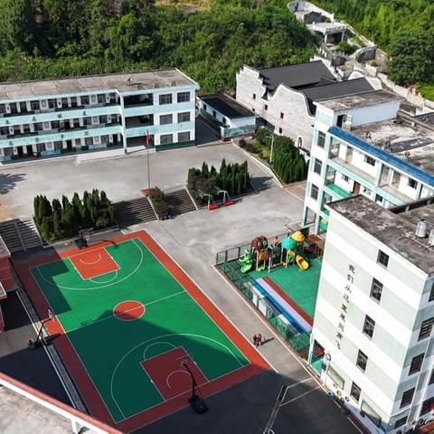 莲花县湖上乡小学一年级新生 “阳光分班”结果公示