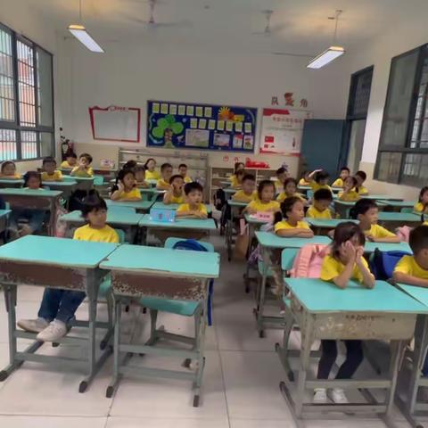 红星小学2302班课桌舞课程第1次课教学反馈: