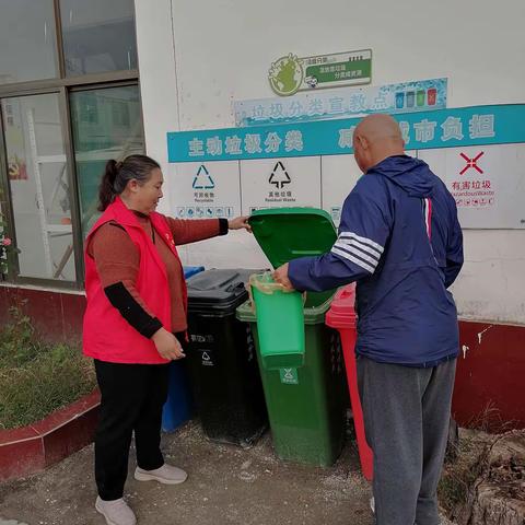 荷花路街道桃园村垃圾分类工作持续宣传