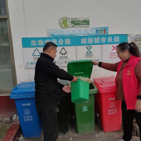 荷花路街道桃园村垃圾分类工作持续宣传