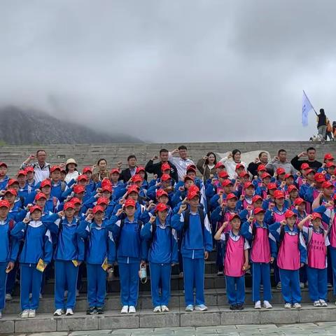 “走近贺兰山麓   感受古今艺术瑰宝” ——吴忠市第五中学七年级研学实践活动纪实