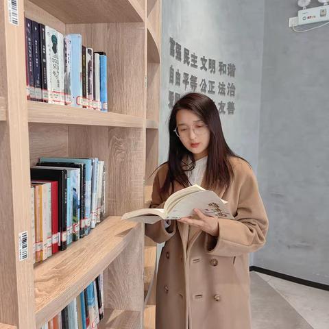 “语”书有约·第三期｜《当蛤蟆先生敲响心门：一场温暖的心灵疗愈之旅 》