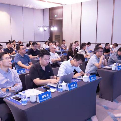 交通银行江苏省分行成功举办“交汇融通 智赢未来”2025科技金融高质量发展暨人工智能大会主题活动