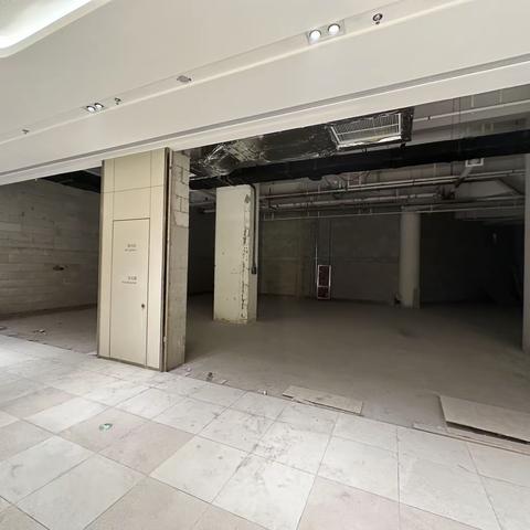 安徽合肥蜀山万象汇店现场消防空调情况