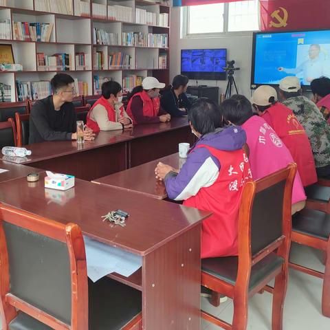 张天井村开展安全教育宣传活动