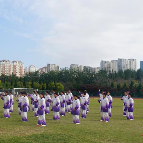 滨州分行离退休八段锦队伍风采展示