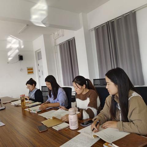 勤志奋进  向美而行