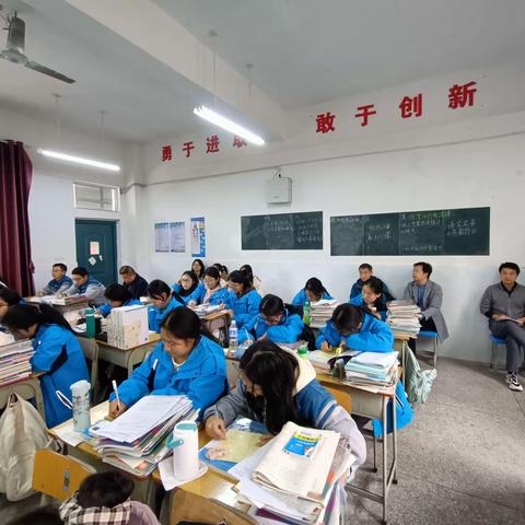 课堂展风采，以赛促成长——吉安市第三中学数学组优质课比赛