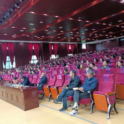 教以潜心 研以致远——吉安市九年级数学复习教学研讨会在吉安市第三中学召开
