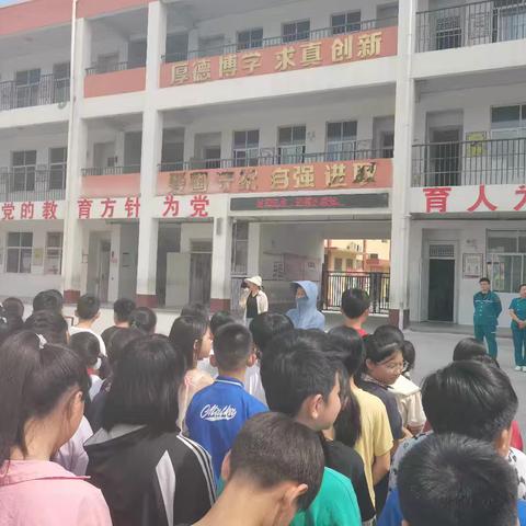 商丘市长征人民医院急诊科助力王楼小学防溺水安全演练