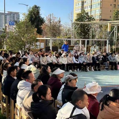 “传承经典·时光机之旅”——官渡区第五幼儿园春城大观校区复古亲子运动会