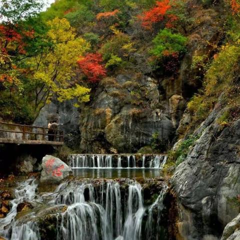 韩城地区：秋赏红叶双龙湾一日游