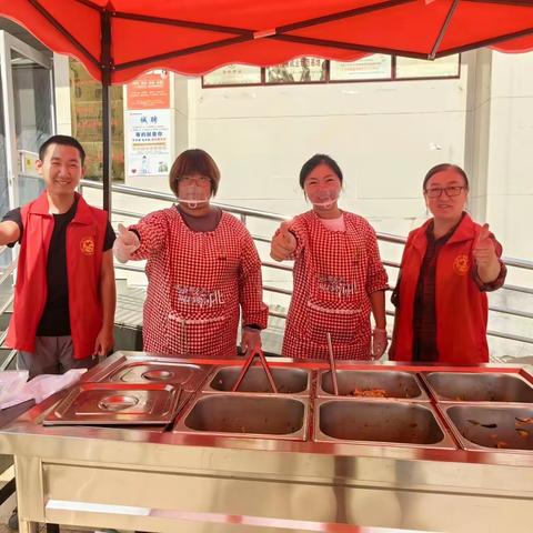 【大党建 微治理】皇城街道大西街社区便民餐车带来幸福味道