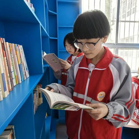 【争一流 ·当冠军】“阅读点亮心灵，学习成就梦想”——工业街街道朝阳街第一社区开展世界读书日主题活动