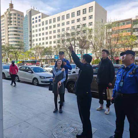 脚步丈量责任 巡查助力市容