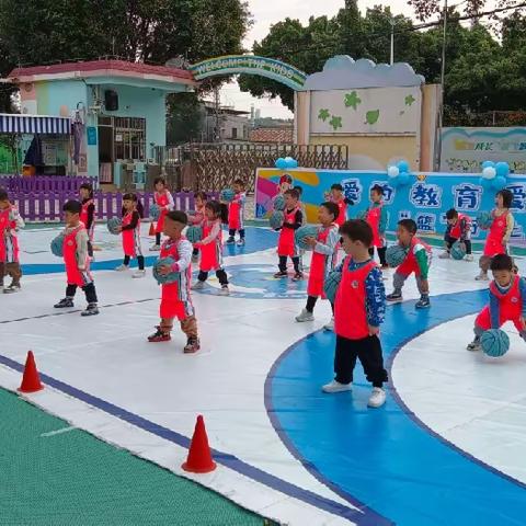 ---篮球🏀点燃梦想--- 狮中幼儿园中B篮球班汇报活动