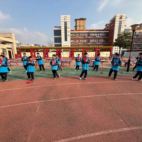 诚睦路小学乒乓球社团