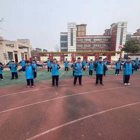 清丰县诚睦路小学乒乓球社团