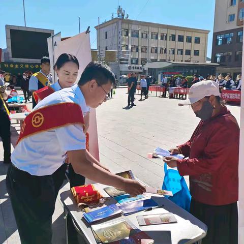 反假货币 人人有责——中国银行围场支行反假币宣传活动