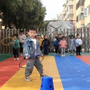 “爱上游戏，爱上幼儿园” 郑东新区红太阳艺术幼儿园—游戏篇