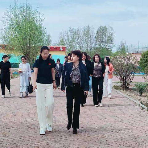 研训视导促提升  聚力同行共成长——科右中旗教育事业发展中心研训员2026年春季学期莅临哈日诺尔中心校开展入校视导工作