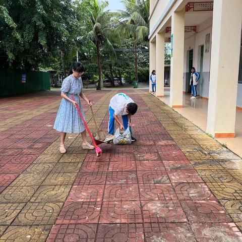 预防登革热，我们在行动———临高县美良中学