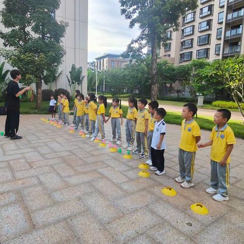 椰博小学华府分校周一周三轮滑训练日常