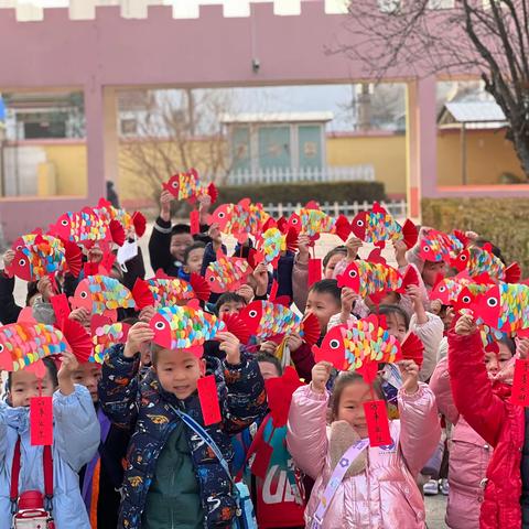 “其乐龙龙”，趣享元旦——侯镇中心幼儿园庆元旦活动