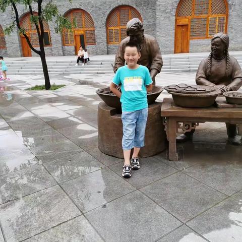 童年的温暖印记：那些被