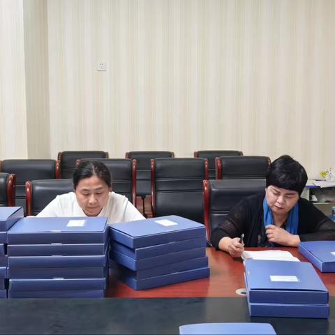 《专家引领明方向，深耕教研促成长——郓城县教研室领导莅临第二实验小学指导工作》