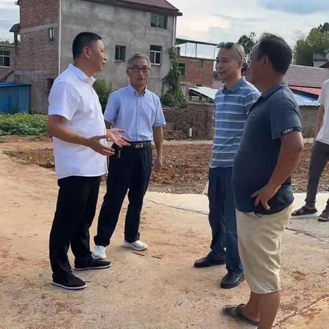 东乡区农业科学技术研究中心到园艺场调研人居环境