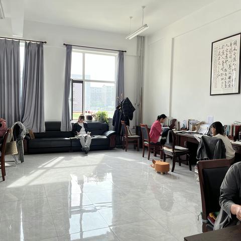 博采众长，凝心聚力——语文组集体备课