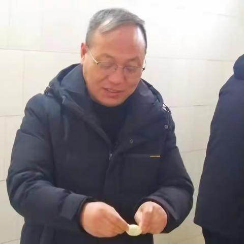【2408期】盼春风润寒冬 团圆饺子暖心中  ——内乡县赤眉二初中组织“吃饺子 过腊八 迎新年”庆节活动