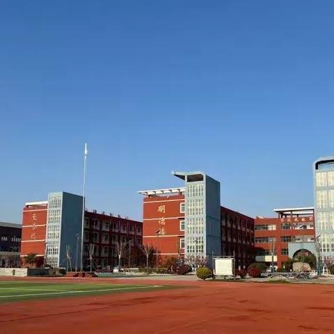 秋韵校园，值周掠影——记黄集实小六8班值周回顾