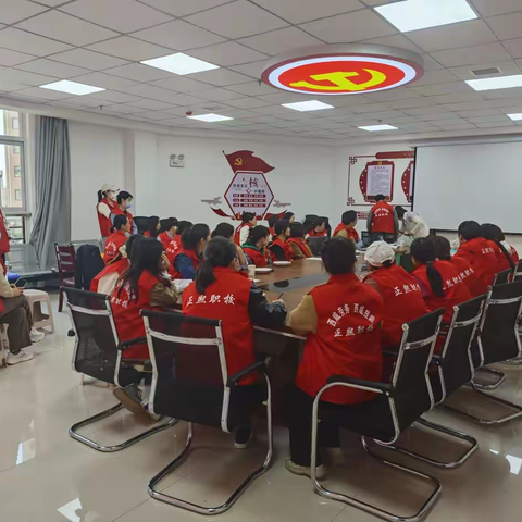 崇文镇社会事务办“插花、茶艺培训进社区”：美化生活，点亮就业路