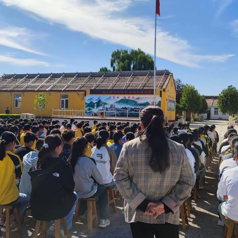 法治教育进校园 撑起校园平安伞 ——彩亭桥张土桥中心小学举行法治教育报告会