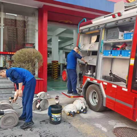消除安全隐患 提升打赢能力 丨莲湖区消防救援大队开展执勤车辆器材装备安全大检查