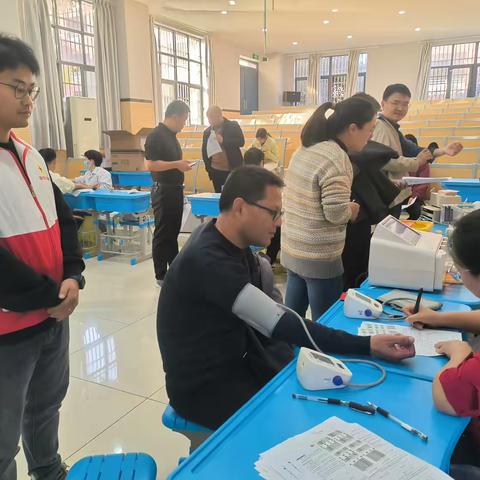 生命之光，爱心传递 —— 明光市滨河实验学校教师义务献血活动 ‍ ‍ ‍ ‍ ‍